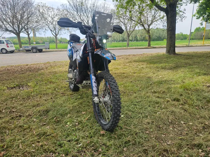 KTM 690 Enduro R (2012 - 17) (4)