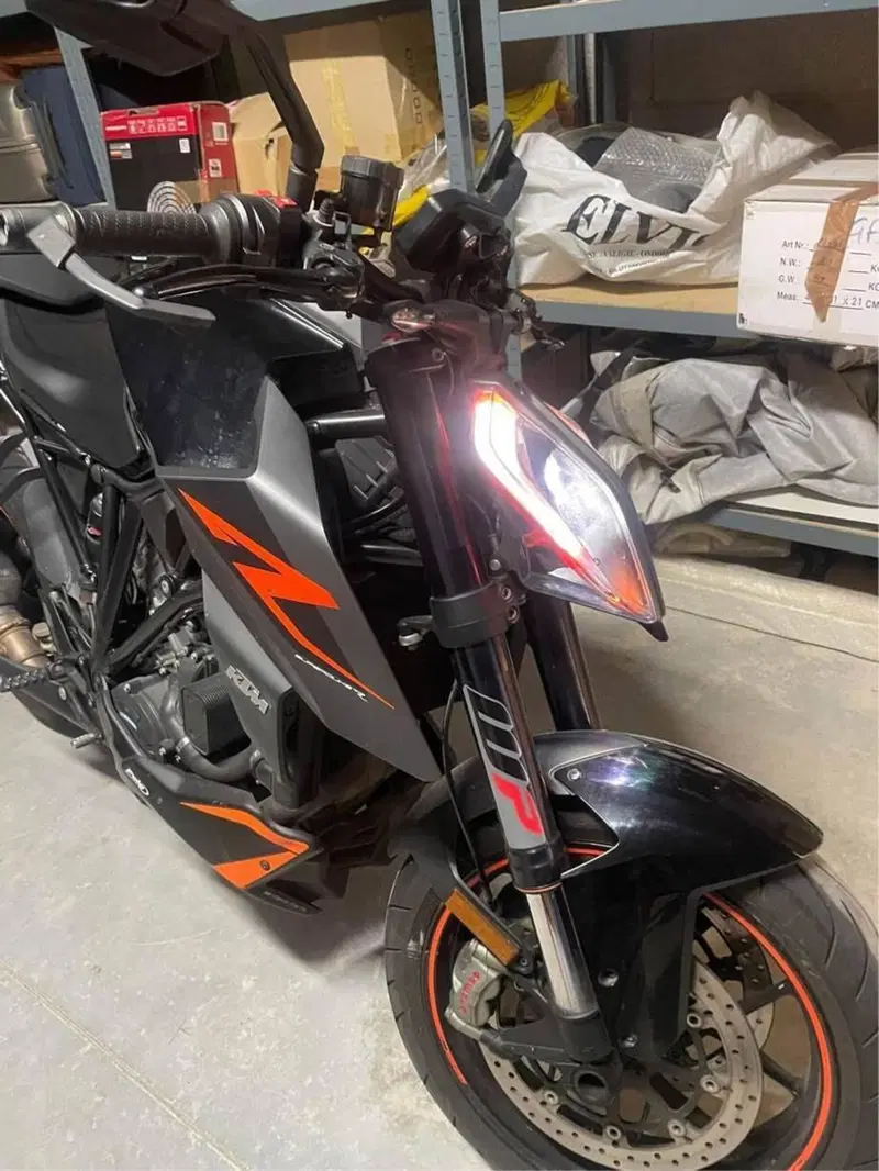 KTM 1290 Super Duke R ABS (2017 - 18) (3)
