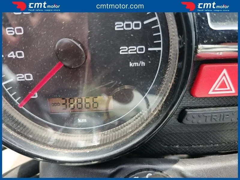 Moto Guzzi Nevada 750 Classic i.e. (2004 - 06) (5)
