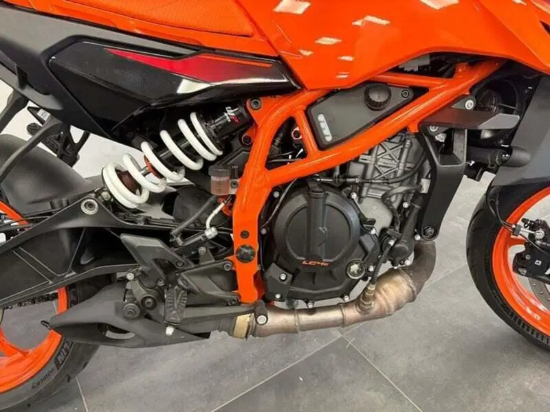 KTM 390 Duke (2024 - 25) (9)