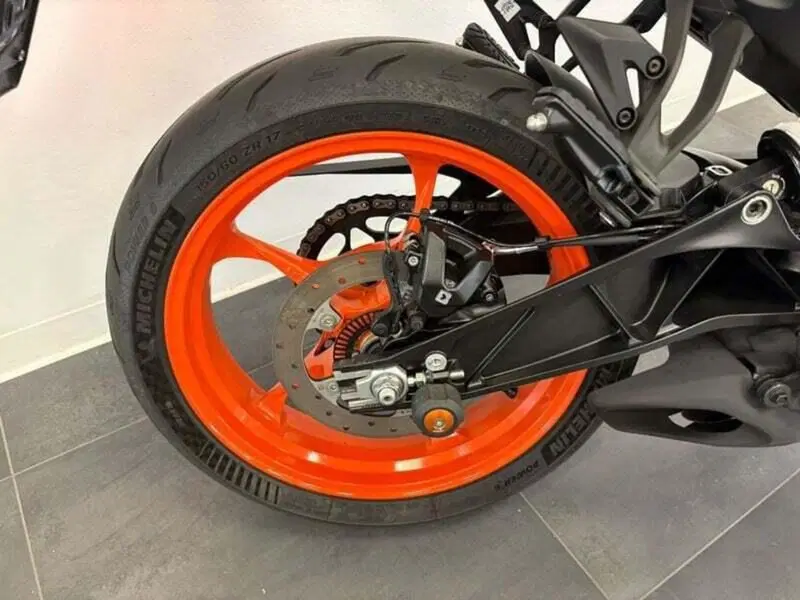 KTM 390 Duke (2024 - 25) (8)