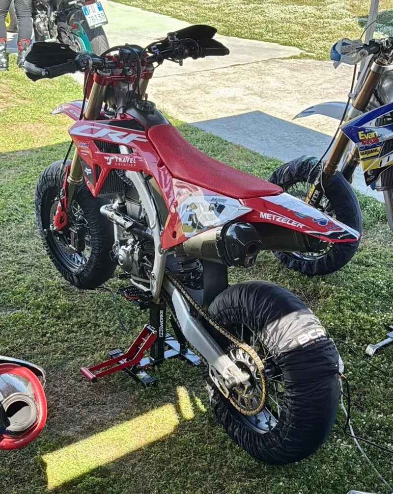 Honda CRF 450R (2022) (2)
