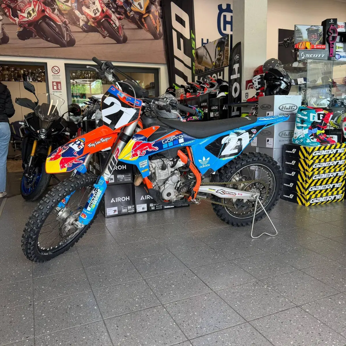 KTM 250 SX-F (2022) (2)