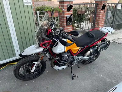 Moto Guzzi V85 TT Evocative Graphics (2021 - 23) usata