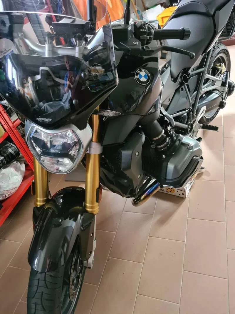 Bmw R 1200 R (2017 - 18)