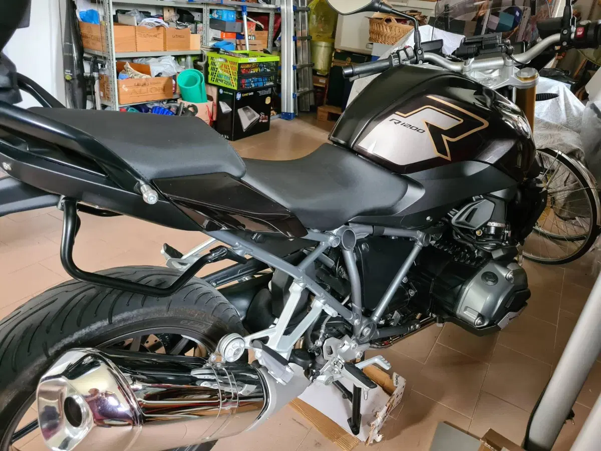 Bmw R 1200 R (2017 - 18) (3)