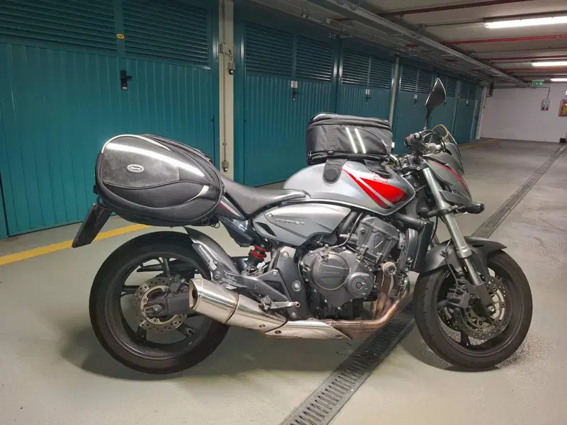 Honda Hornet 600 (2007 - 10) (4)