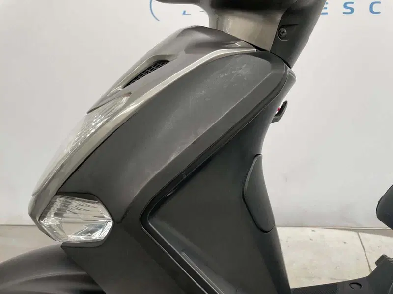 Kymco Agility 150 R16 (4)