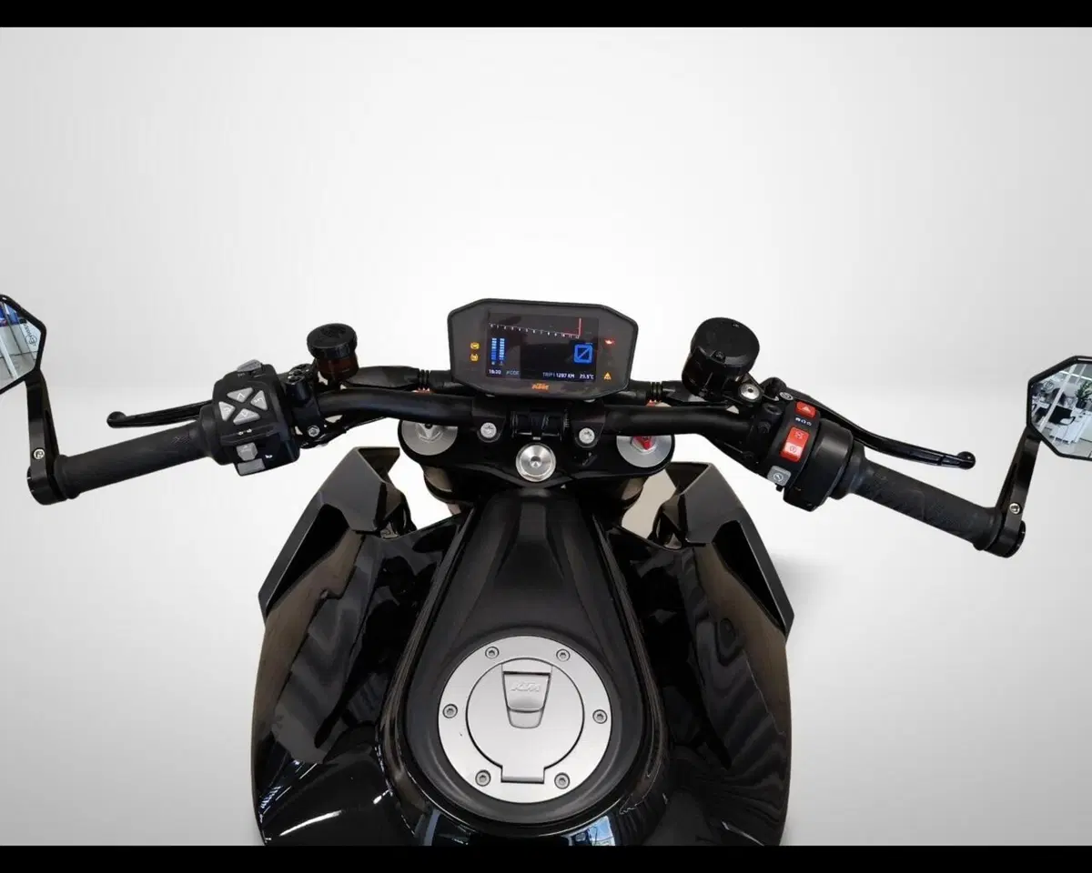 KTM 1290 Super Duke R ABS (2017 - 18) (11)