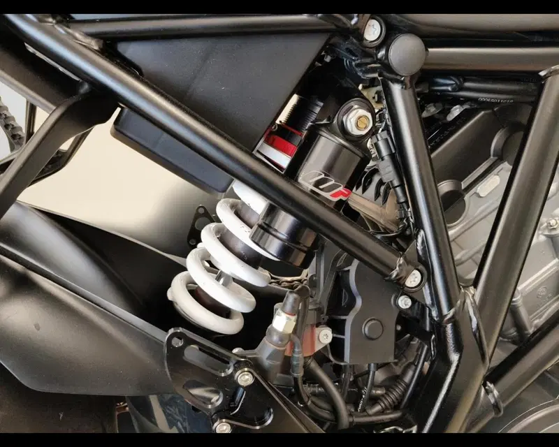 KTM 1290 Super Duke R ABS (2017 - 18) (13)