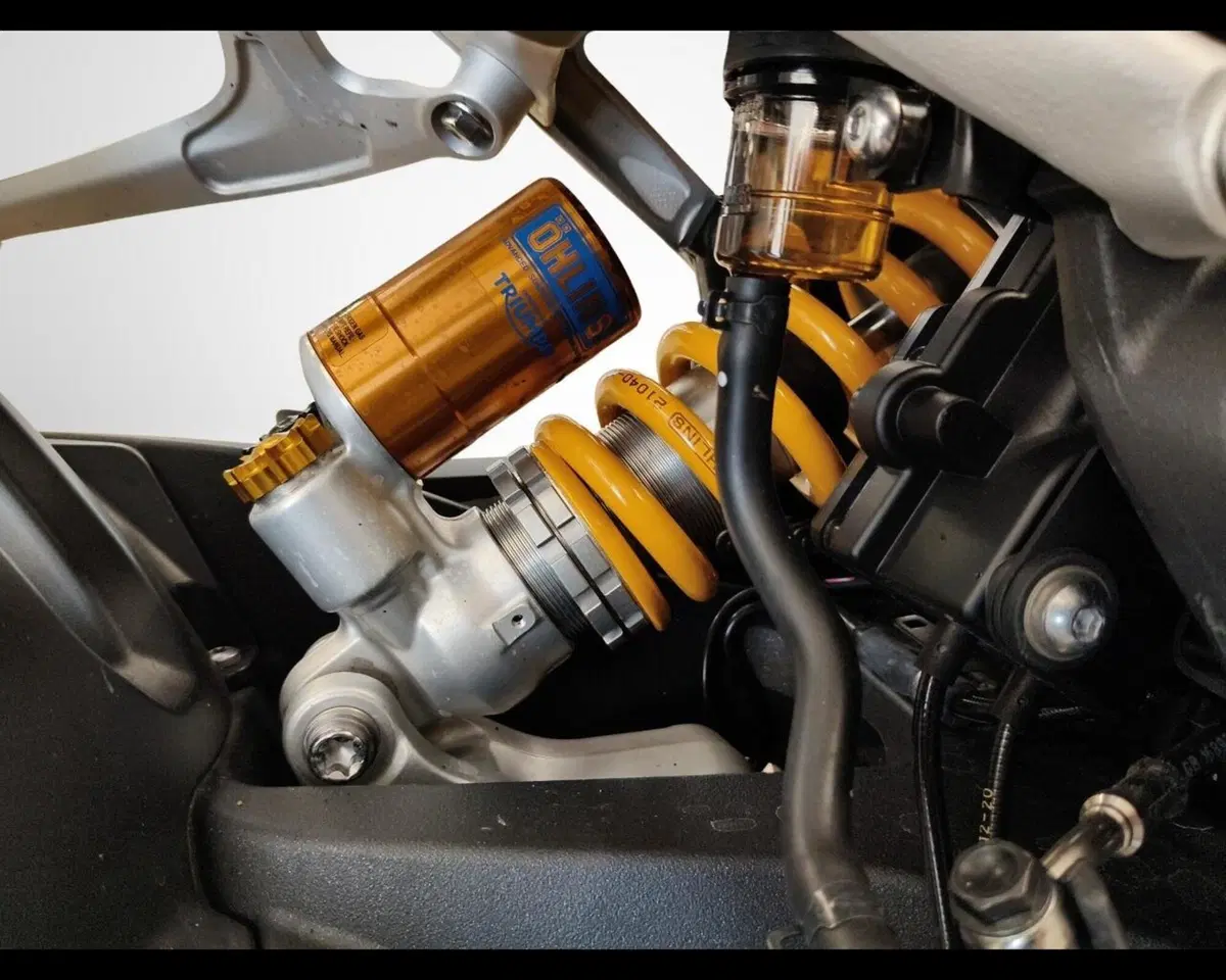 Triumph Speed Triple 1200 RS (2021 - 24) (14)