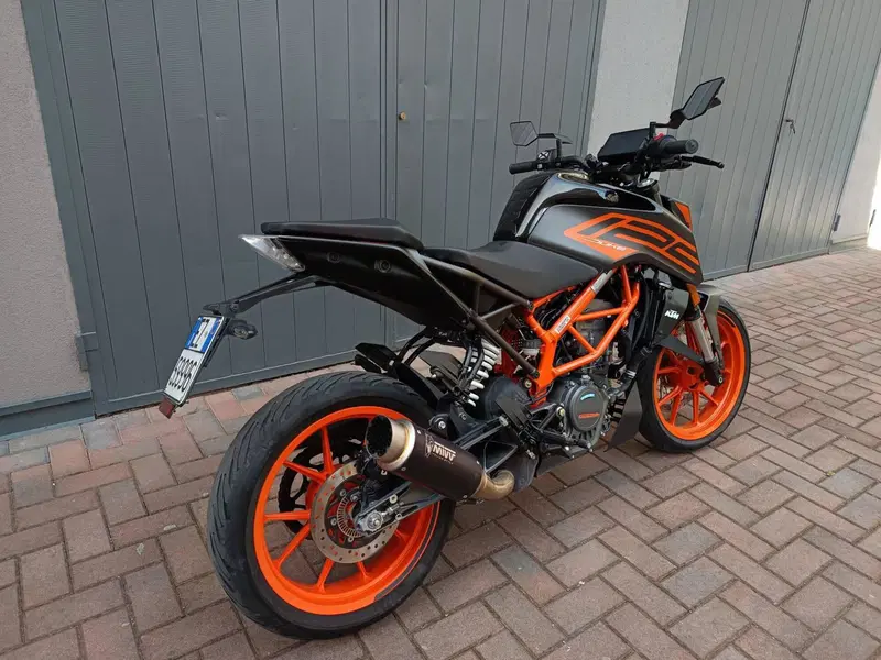 KTM 125 Duke (2021 - 23) (3)