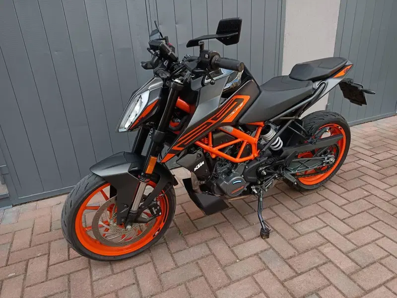 KTM 125 Duke (2021 - 23) (4)