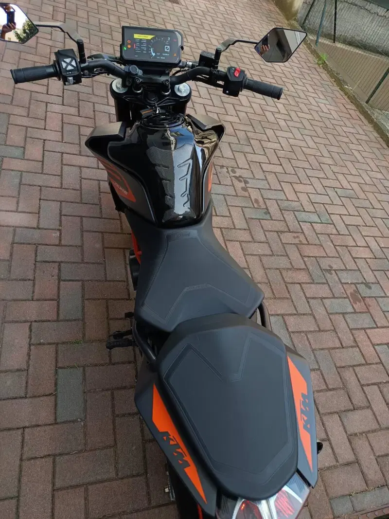 KTM 125 Duke (2021 - 23) (9)