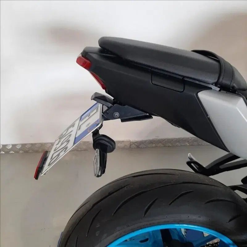 Yamaha MT-07 Y-AMT (2025 - 26) (3)