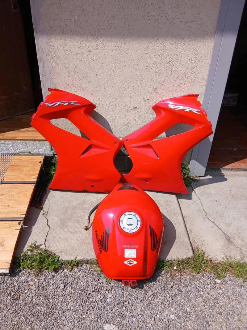 Honda vfr 800 v-tech ricambi (3)