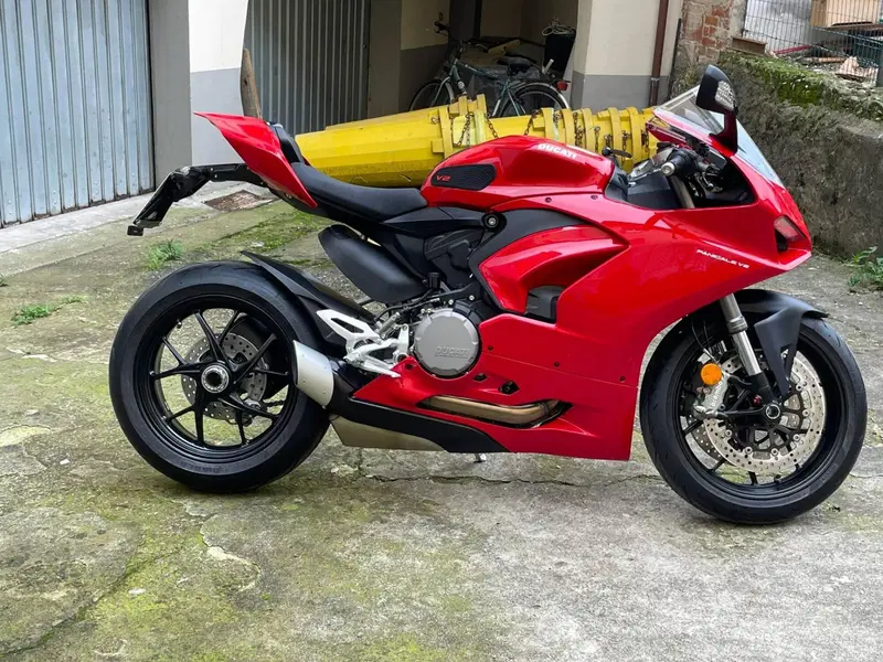 Ducati Panigale V2 (2021 - 24)