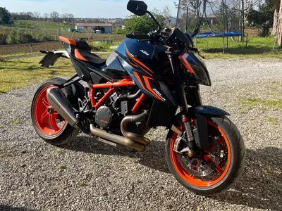 KTM 1290 Super Duke R (2022 - 23) usata