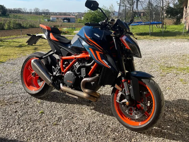 KTM 1290 Super Duke R (2022 - 23)