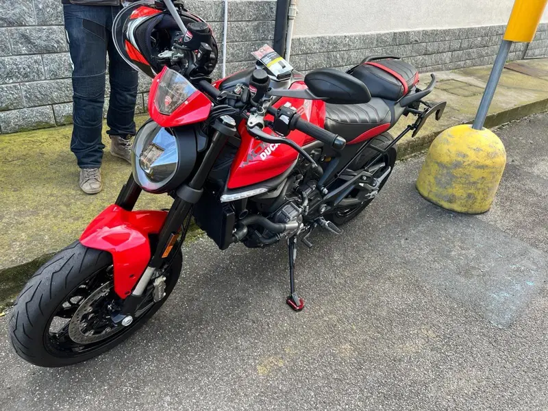 Ducati Monster 937 + (2021 - 25) (2)