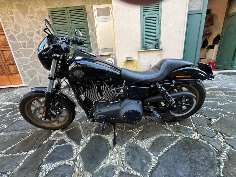 Harley-Davidson 1800 Low Rider S (2016 - 17) - FXDLS (3)