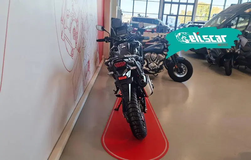 Honda Africa Twin CRF 1100L (2024 - 26) (4)