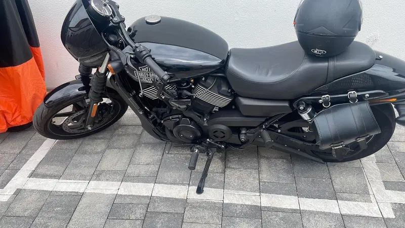 Harley-Davidson 750 Street (2017 - 20) - XG 750 (6)
