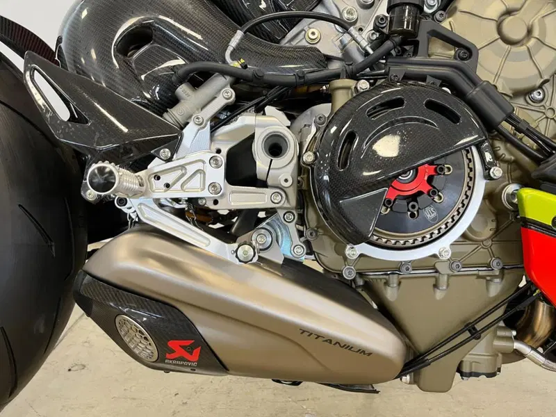 Ducati Streetfighter V4 Lamborghini (2023 - 24) (7)