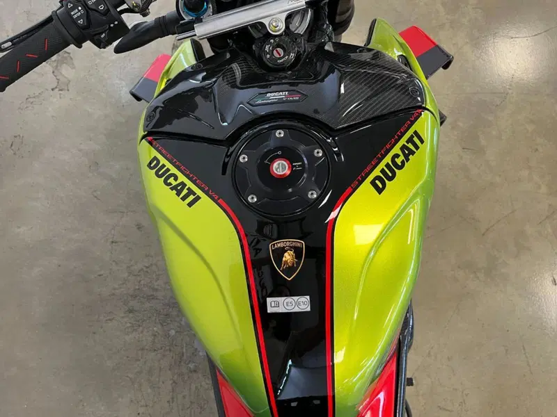 Ducati Streetfighter V4 Lamborghini (2023 - 24) (16)