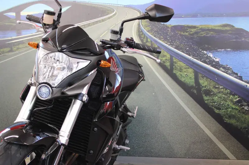 Honda CB 1000 R (2008 - 10) (11)