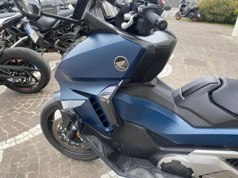 Honda Forza 750 DCT (2021 - 24) (9)