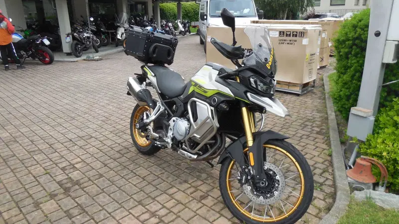 Voge Valico 900DSX (2024 - 26) (3)