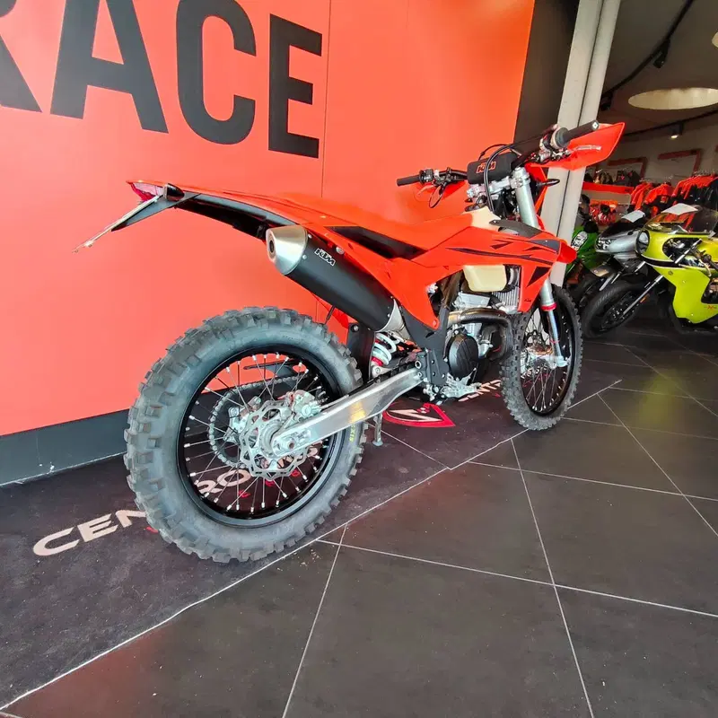 KTM 350 EXC-F (2025) (5)