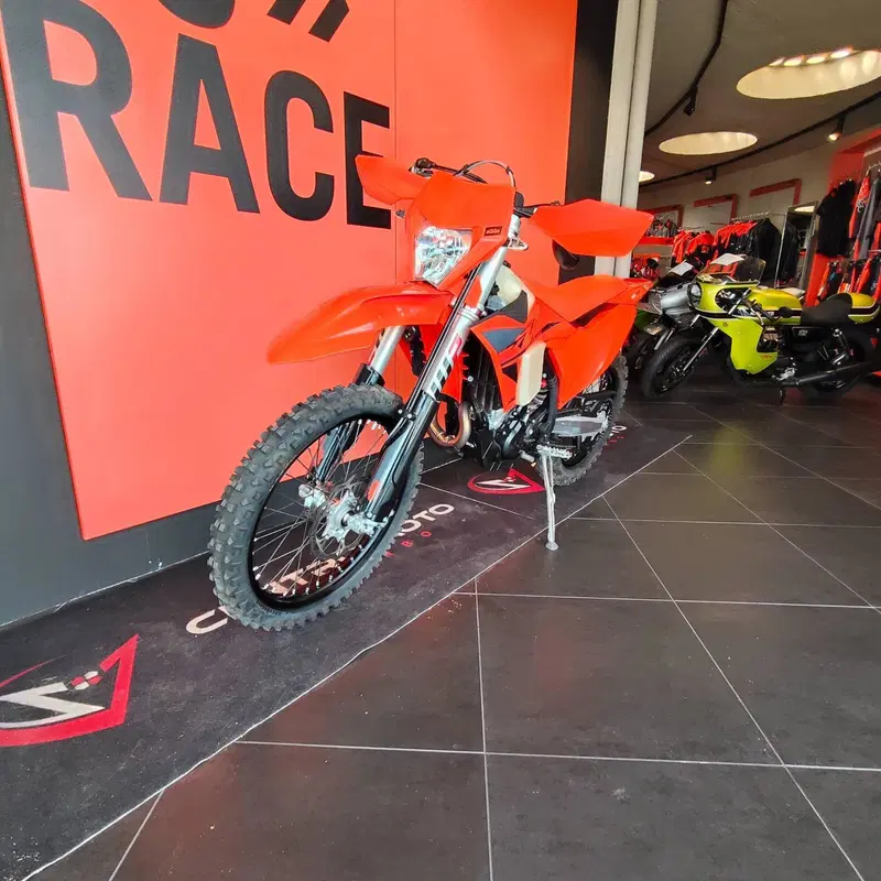 KTM 350 EXC-F (2025) (9)