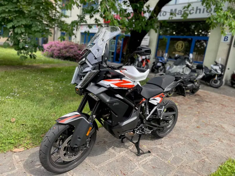 KTM 1390 Super Adventure S EVO (2026) (2)