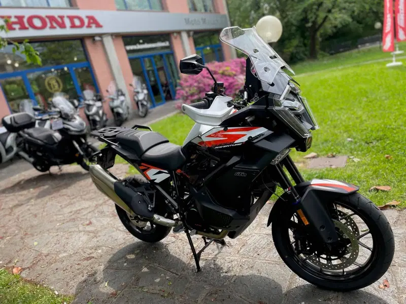 KTM 1390 Super Adventure S EVO (2026) (4)
