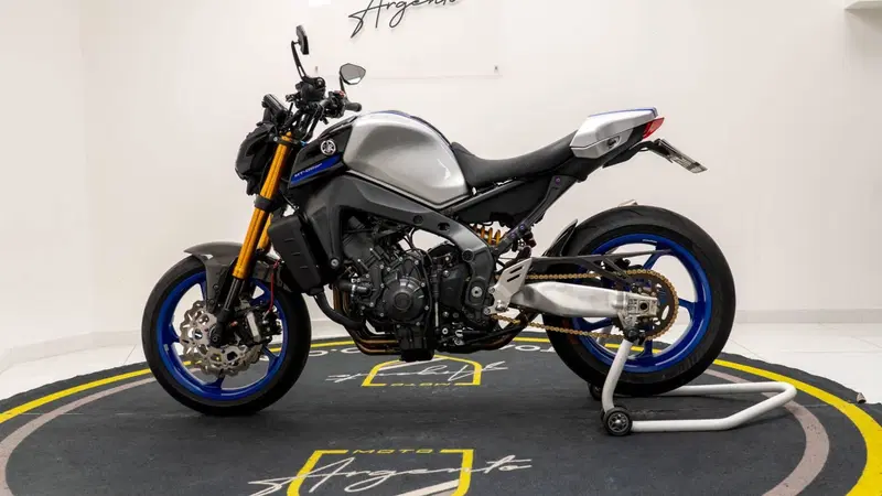 Yamaha MT-09 SP (2021 - 23) (3)