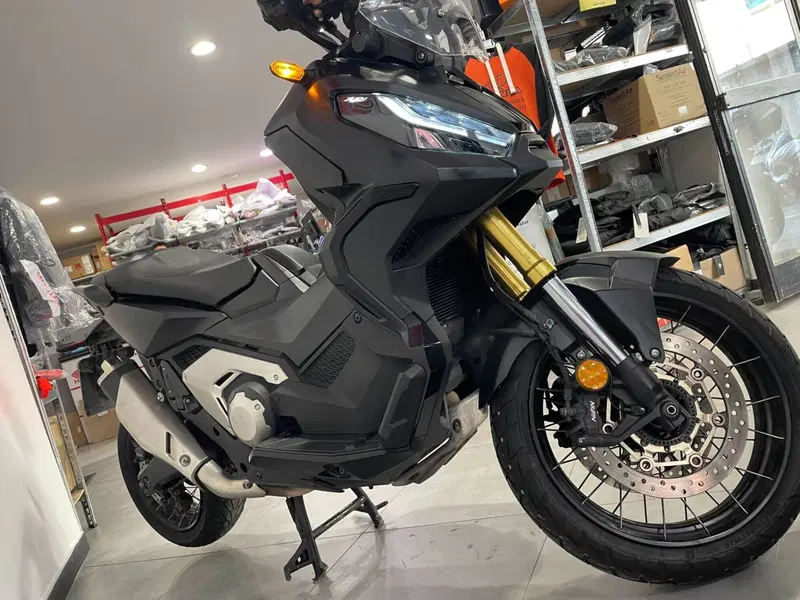 Honda X-ADV 750 DCT (2021 - 24) (4)