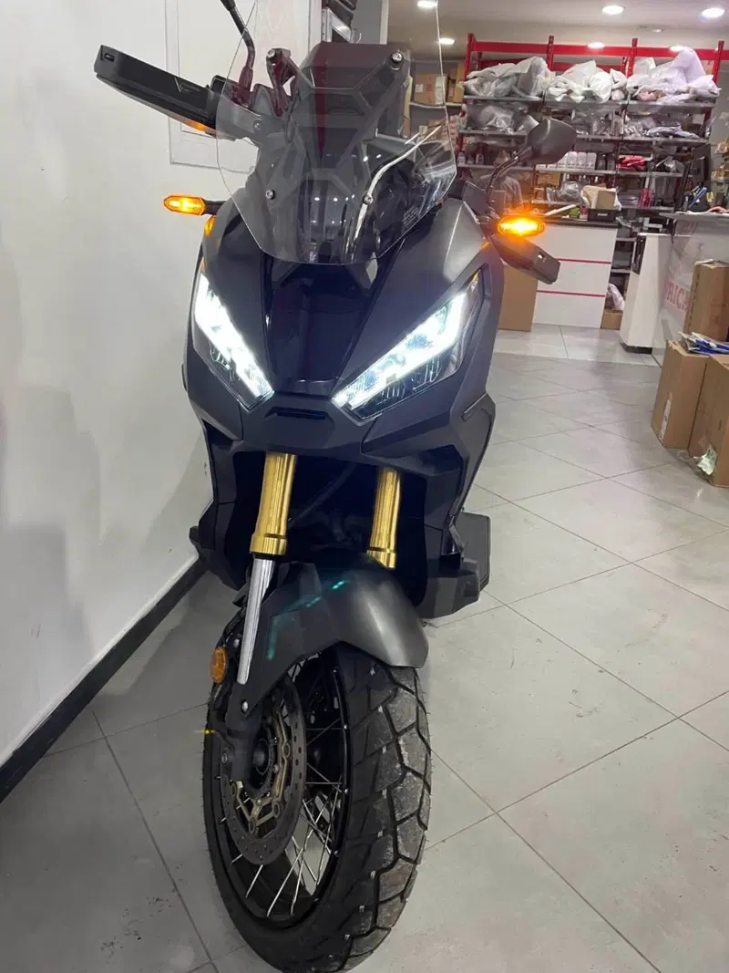 Honda X-ADV 750 DCT (2021 - 24) (3)