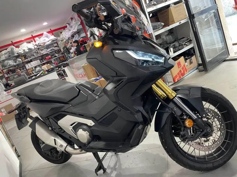 Honda X-ADV 750 DCT (2021 - 24) (9)