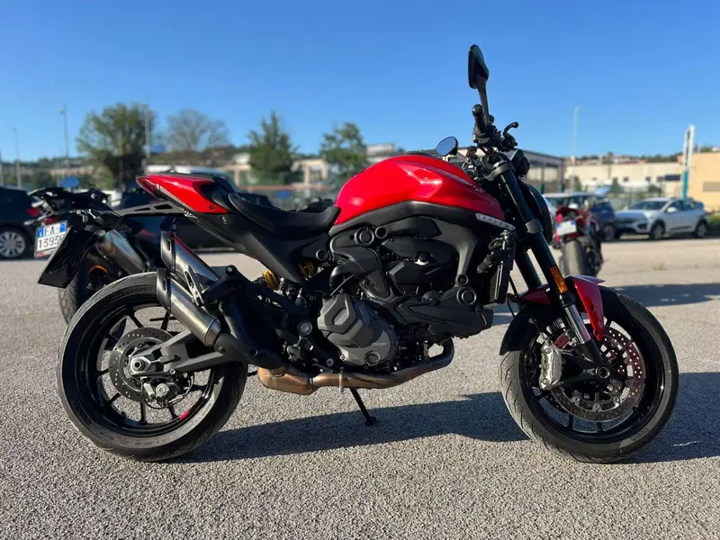 Ducati Monster 937 (2021 - 25) (3)