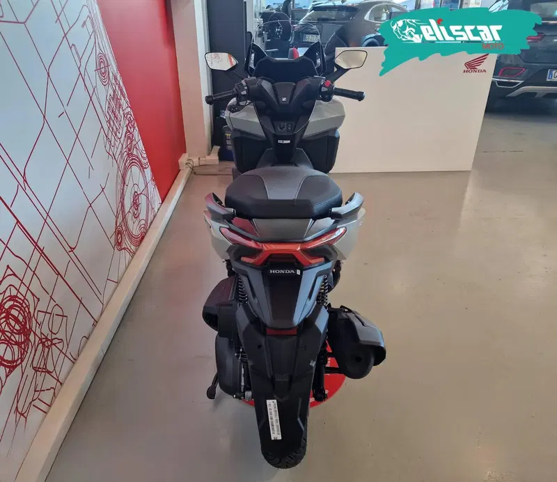 Honda Forza 350 (2025 - 26) (5)