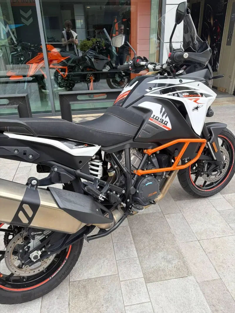 KTM 1090 Adventure R (2017 - 19) (4)