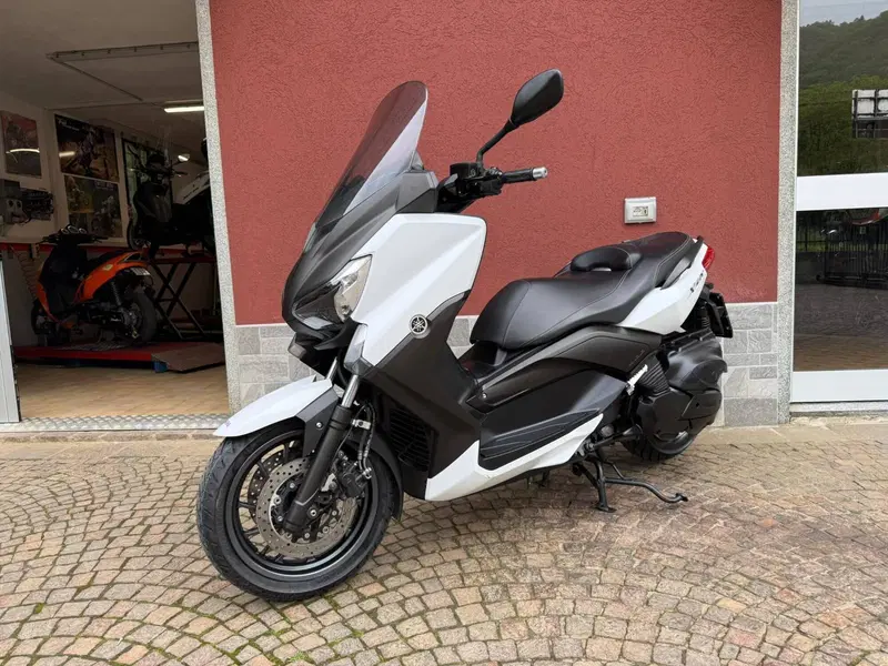 Yamaha X-Max 400 (2013 - 16) (4)