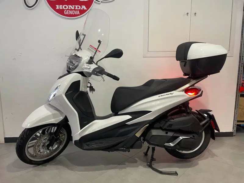 Piaggio Beverly 400 S (2025 - 26) (7)
