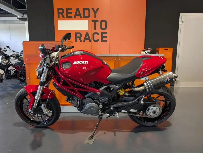 Ducati Monster 796 (2010 - 13) (2)