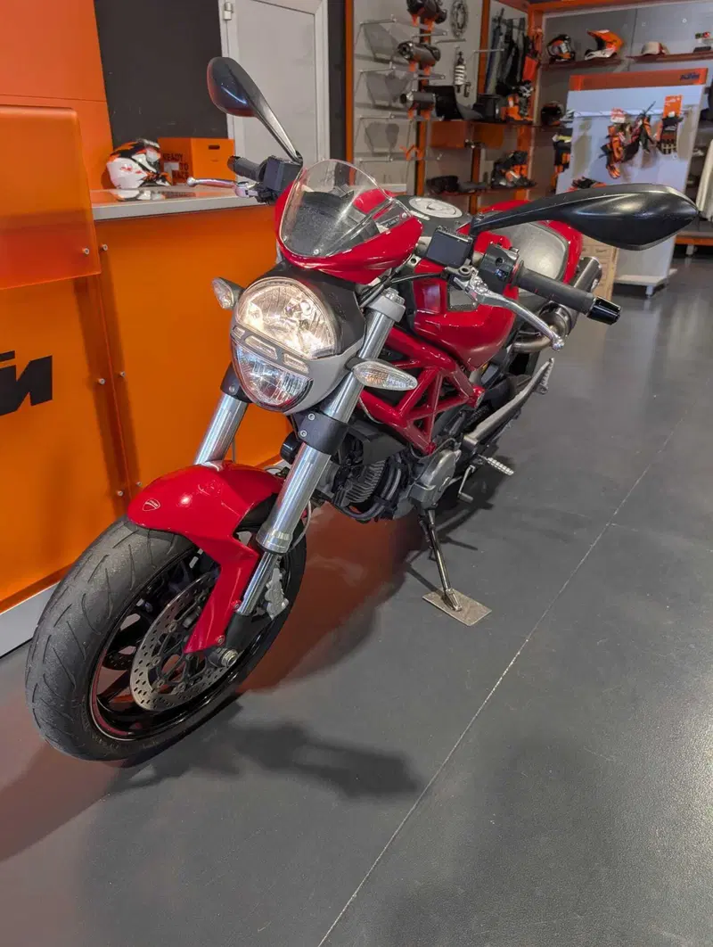 Ducati Monster 796 (2010 - 13) (3)