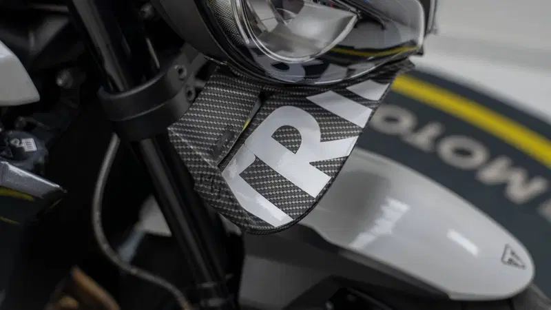 Triumph Street Triple 765 R (2023 - 26) (10)