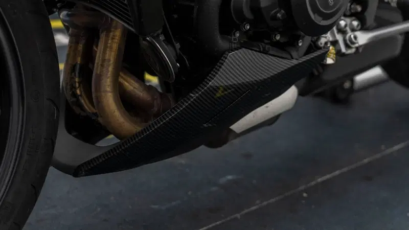 Triumph Street Triple 765 R (2023 - 26) (17)