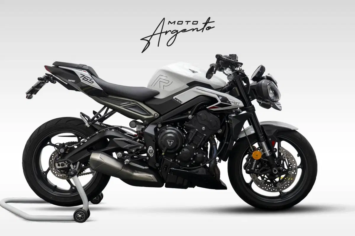 Triumph Street Triple 765 R (2023 - 26)